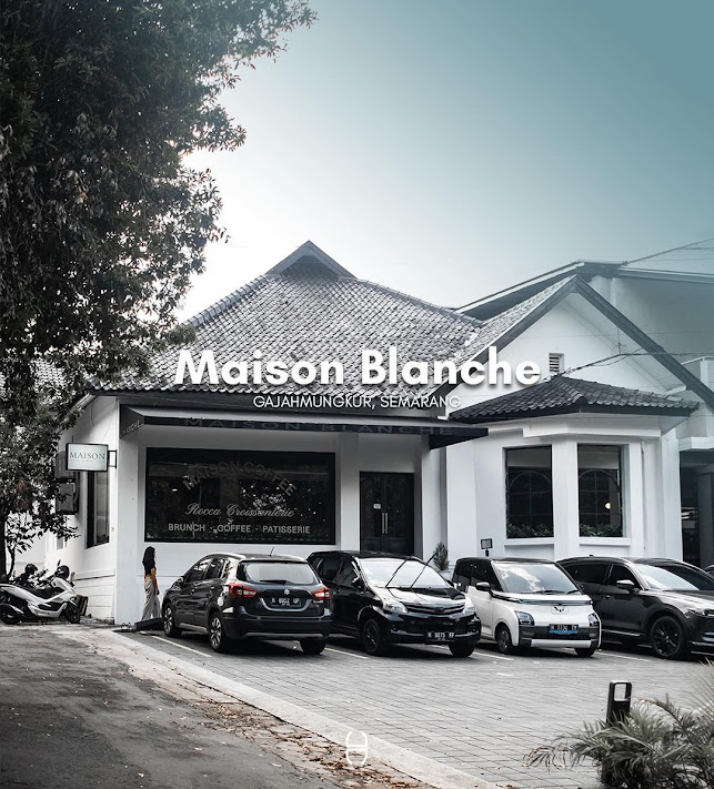 Maison Blanche Semarang Harga Menu & Lokasi