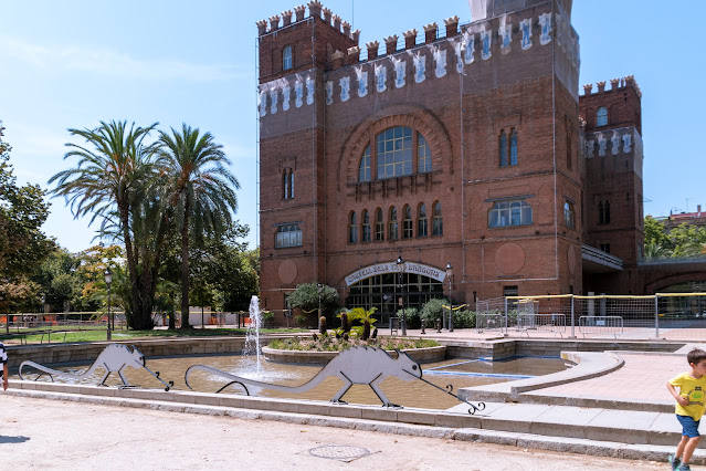 Barcelona, Arco del Triunfo y parque de la ciudadela..