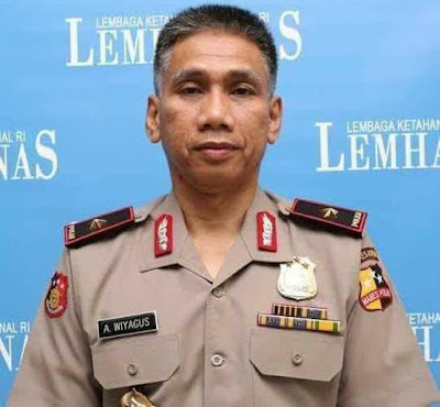 Ambon, Malukupost.com - Wakil Kepala Polda Maluku Brigjen Ahmad Wiyagus mengakui penanganan kasus dugaan tindak pidana korupsi di daerah ini sejak tahun 2015 mengalami tren penurunan. "Berdasarkan data memang ada sedikit penurunan seperti tahun 2015 sekitar 15 kasus, 2016 sepuluh kasus, dan tahun 2017 juga lebih kecil dengan tingkat persentase penyelesaian perkara di Maluku cukup bagus," kata Wakapolda, di Ambon, Minggu (24/6).