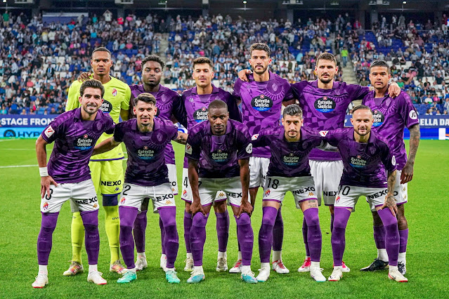 REAL VALLADOLID C. F. Temporada 2023-24. John Victor, Enzo Voyomo, Víctor Meseguer, Gustavo Henrique, Stanko Jurić, Robert Kenedy. Monchu Rodríguez, Luis Pérez, Mamadou Sylla, Sergio Escudero, Iván Sánchez. R. C. D. ESPANYOL DE BARCELONA 2 🆚 REAL VALLADOLID C. F. 0 Sábado 14/10/2023, 21:00 horas. Campeonato de Liga de 2ª División, jornada 11. Cornellá de Llobregat, Barcelona, Stage Front Stadium: 21.439 espectadores. GOLES: ⚽1-0: 8’, Martin Braithwaite, de penalti. ⚽2-0: 35’, Javi Puado.