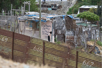 United States-Mexico Border Seen On www.coolpicturegallery.us