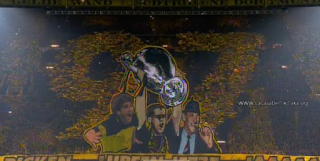 Quel Magnifique Tifo des supporteurs du Borussia lors de Dortmund-Juventus  !!!