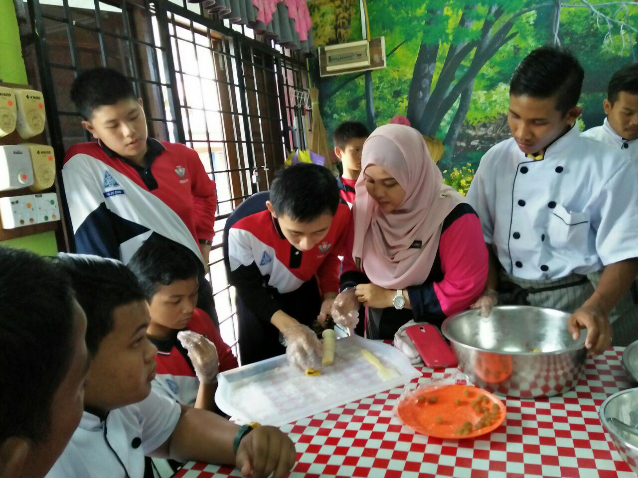 PERMATA HATI @ SMK BANDAR TENGGARA: LAWATAN PENANDA ARAS 