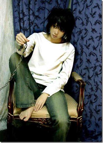 death note cosplay - ryuzaki l. lawliet 4