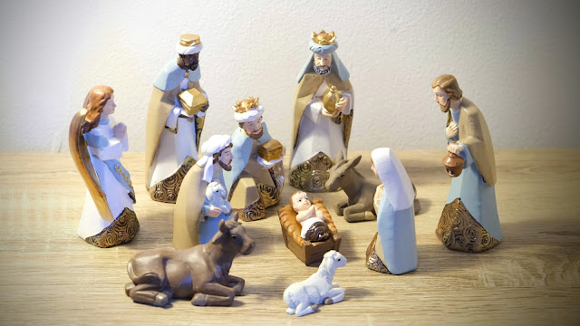 Nativity set