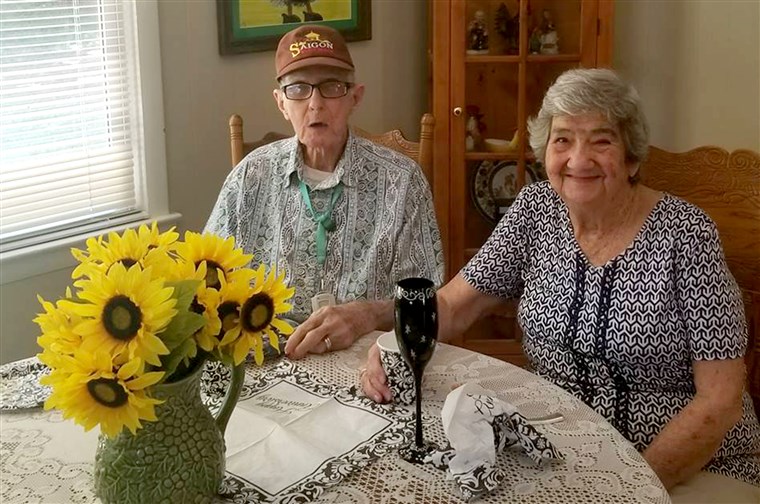  After 71 Years Of Marriage, This Couple Died On The Same Day