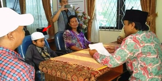 Kisah Masuk Islamnya Yogi Setiady Buktikan Kalau Agama Itu Bukan Warisan