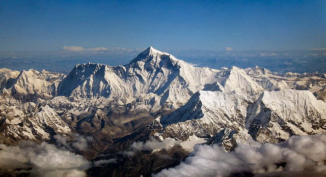 Mt Everest -  Gunung Everest - EFBUMI