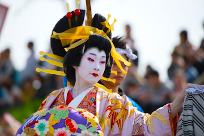 化裝遊行的主角「太夫」，每年都是從眾多申請者中選出的。