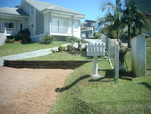 Lixeira de concreto texturizada - tamanho médio