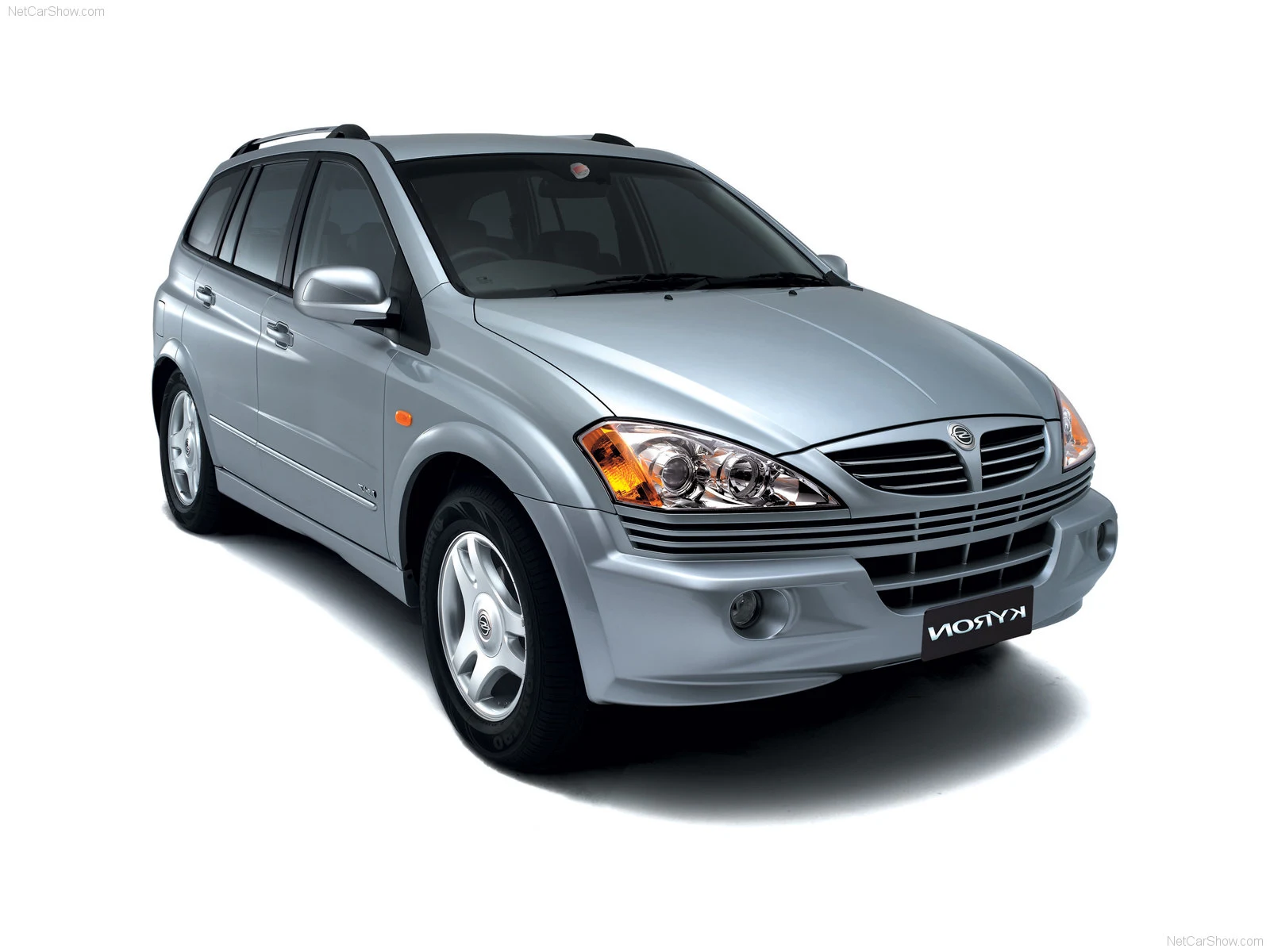 Hình ảnh xe ô tô SsangYong Kyron 2005 & nội ngoại thất