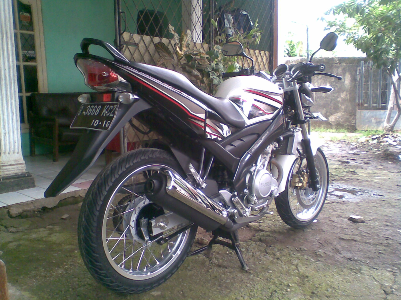 Download Modifikasi Ban Vixion 2012 Terupdate Fire Modif