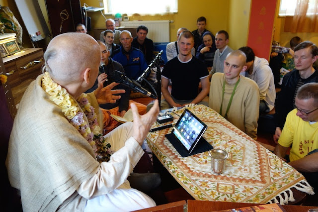 Sankarshan Das Adhikari Bhagavad-gita Lecture--Kaunas3