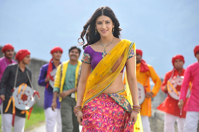 Shruthi Hasan Latest Hot HQ Stills