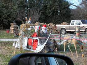 Redneck Christmas Yard Decorations