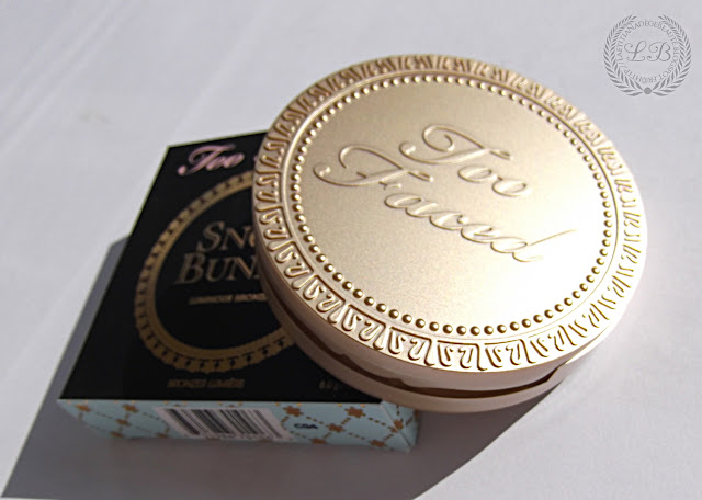 TOO FACED - Snow Bunny Luminous Bronzer.