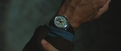 Часы профессора с Микки Маусом