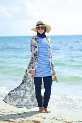 7 Best Beach Outfits For Muslim Girls