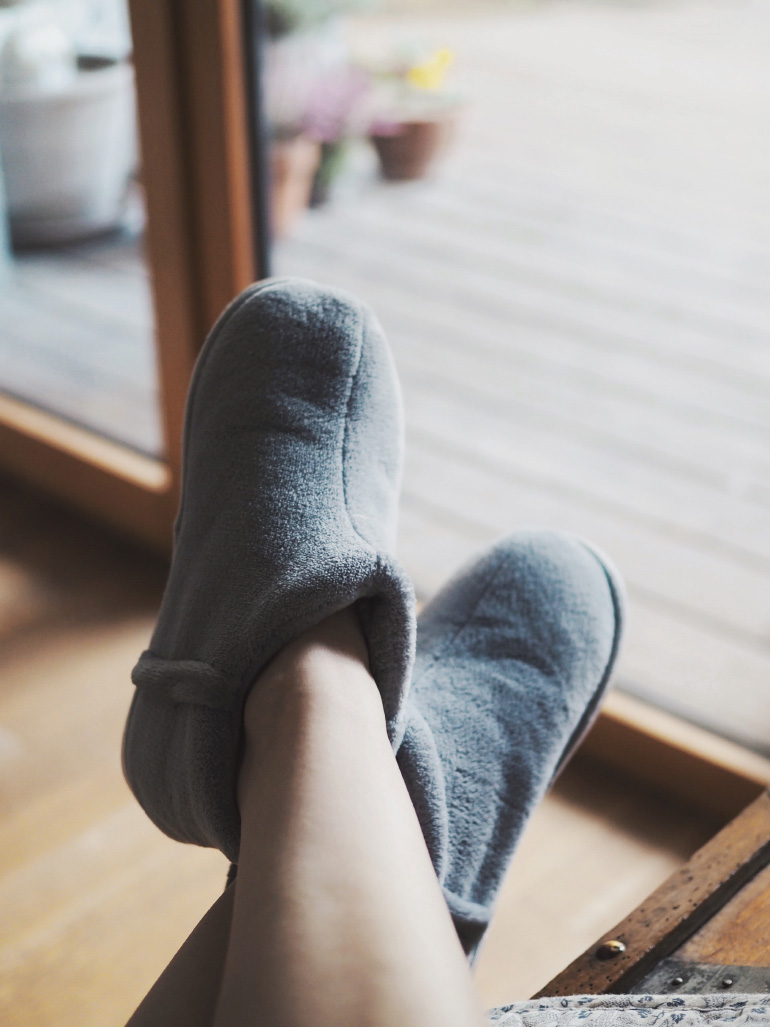 Moment cocooning et chaussons douillets