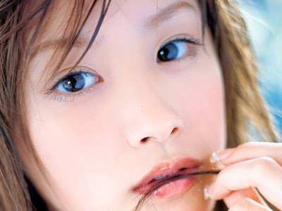 Japanese Pop Singer Ai Takahashi 16 pics