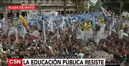 Photo: MARCHA DOCENTE CIERRE DEL ACTO --7-