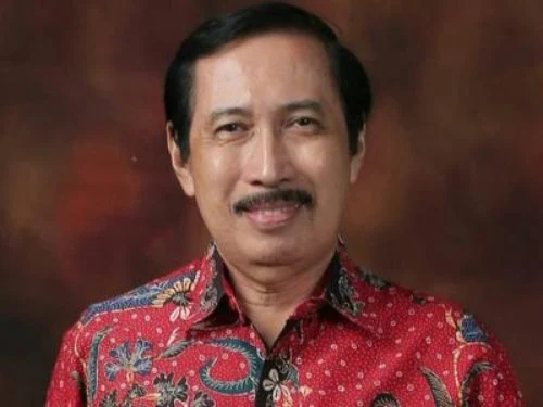 Bandingkan Nasib Ganjar dan Anies Gegara Banjir, Warganet Malah Ceramahi Musni Umar: Halo Profesor Gadungan, Saya Warga Semarang...