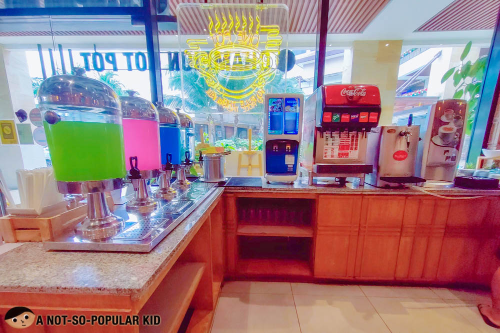 Beverage Station of Champion Hotpot - San Juan
