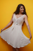 Sravya reddy hot photos-thumbnail-11