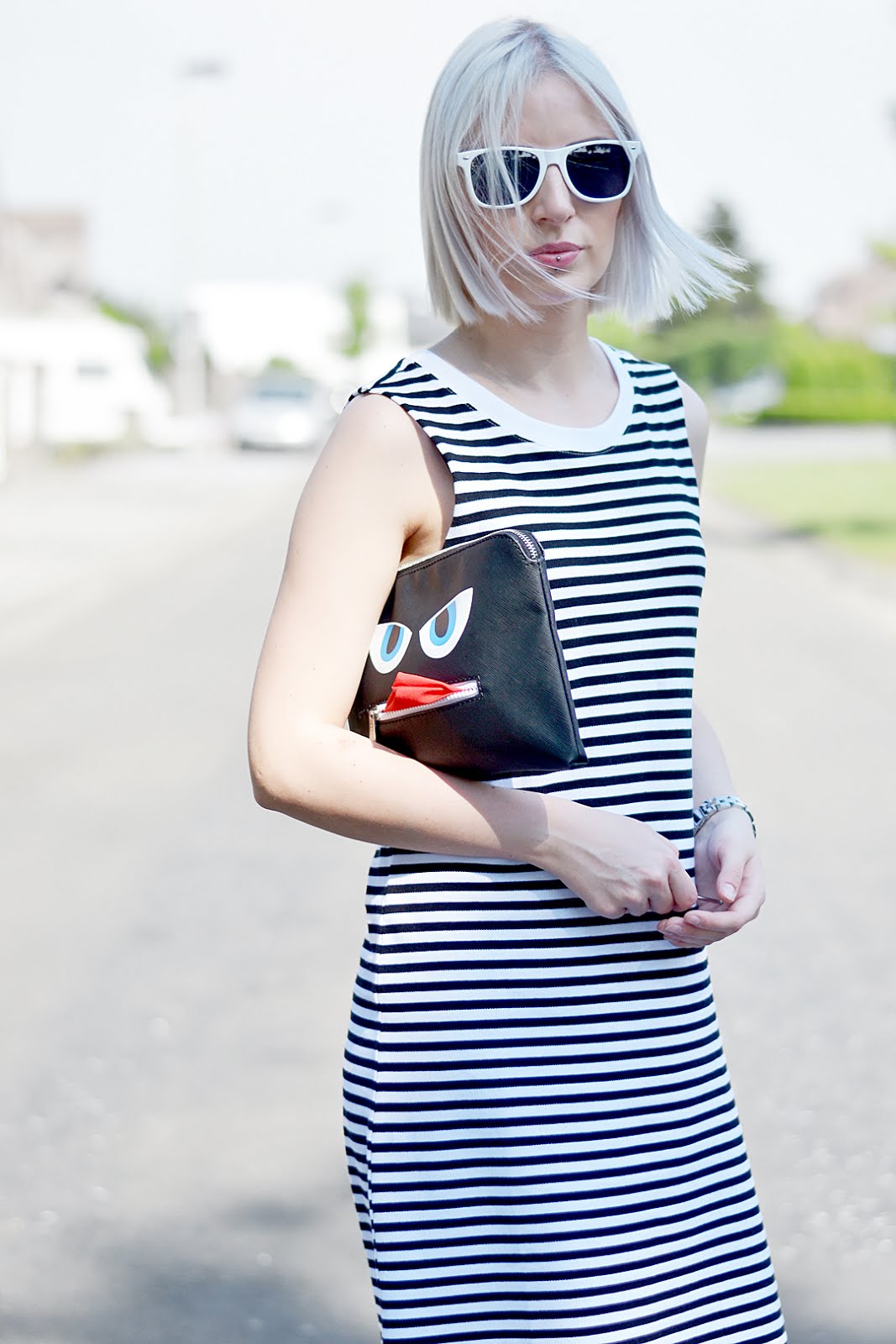 Monki striped dress, black and white, monster clutch, monochrome white dr martens, sacha shoes, street style, belgian blogger