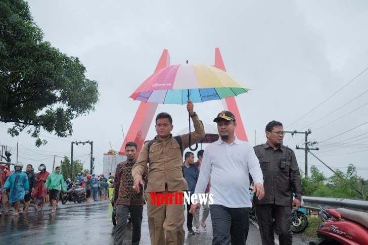 Wagub Sulsel, Meminta Warga Sekitar Hilir Sungai Jeneberang dan di Jembatan Kembar Segera Menghindar