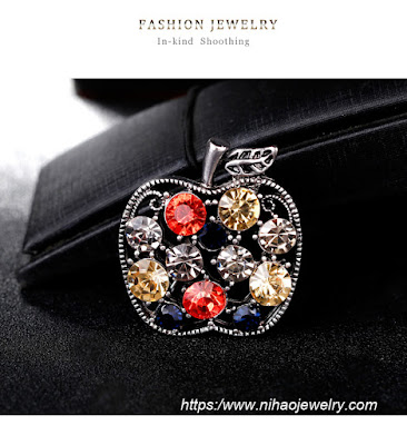 Korean version alloy plating brooch