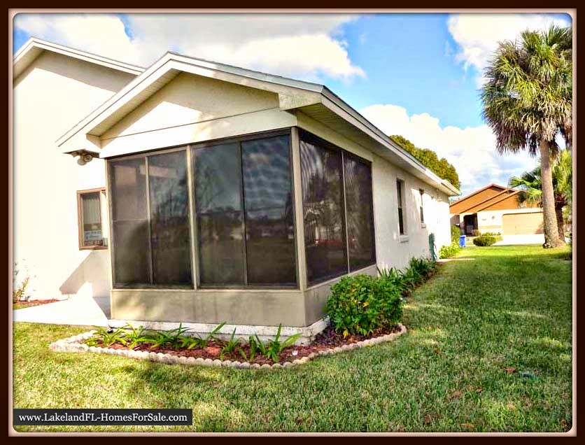 Enclosed lanai of Lakeland Sandpiper Home