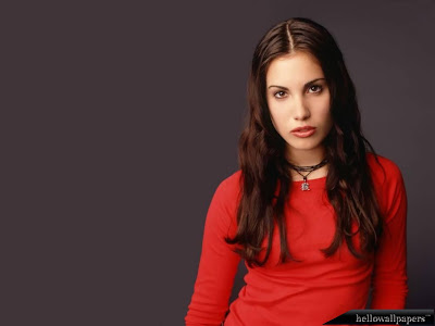Carly Pope wallpapers free download