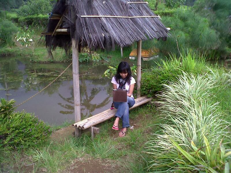 Catatan Kecil Ika Taman Air Situ Lembang Ciwidey