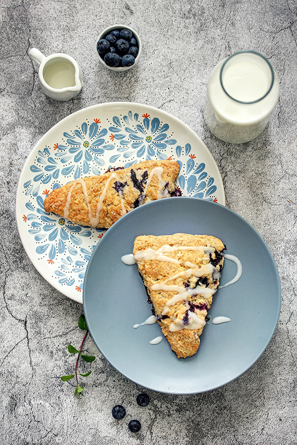 Skonsi sa borovnicama / Blueberry Scones