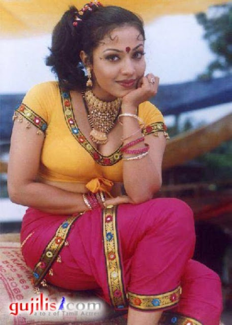 Hot Actress Pictures-indianhotsites.blogspot.com