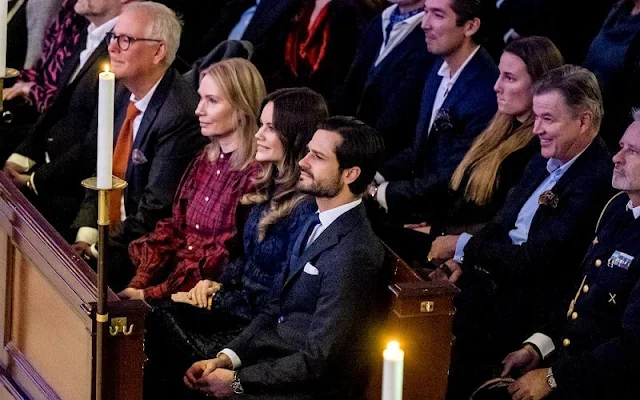 Princess Sofia wore a navy blue 3D-lace gown by Ida Sjöstedt. Fredrik Benedict Nybladh