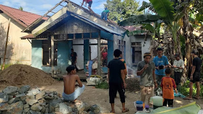 Pemkab Mempawah Salurkan RTLH, Warga Desa Nusapati Ucapkan Syukur