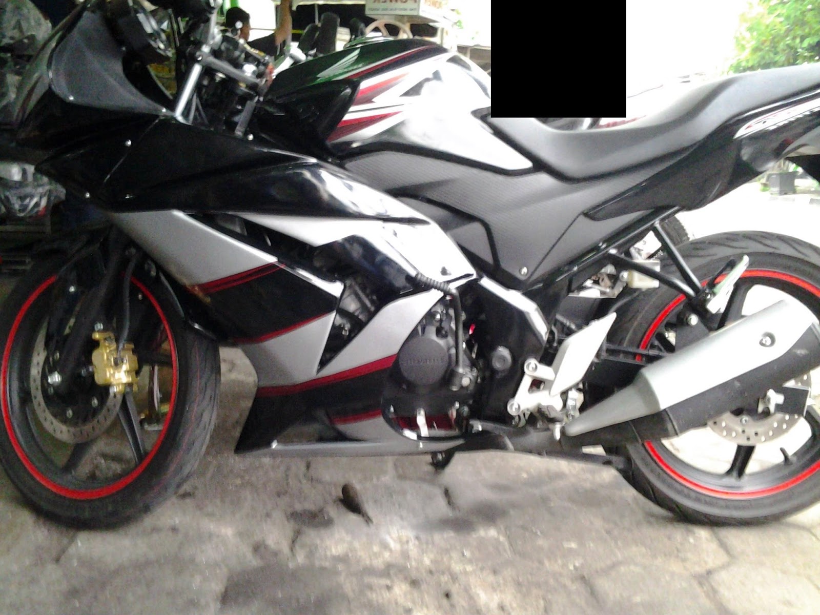 Download 90 Modif Motor Cb150r Hitam Terbaru Palm Modifikasi