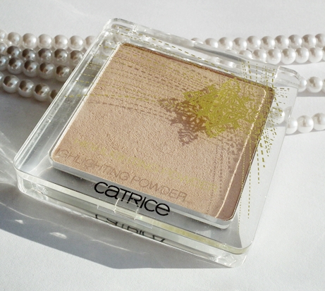 Catrice, puder rozświetlający, limited edicion spectaculart, rozświetlenie twarzy, twarz, makeup, wizaz