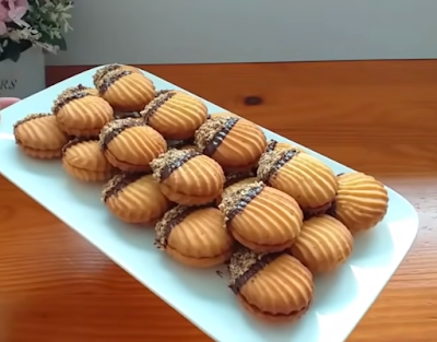 البيتي فور petit four