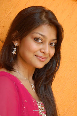 Actress Soundarya photo gallery