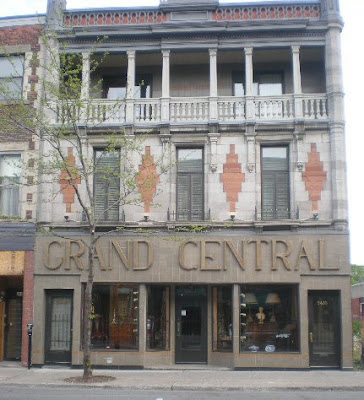 gentrification, art deco, Grand Central, balcony, pillars, renovated old building