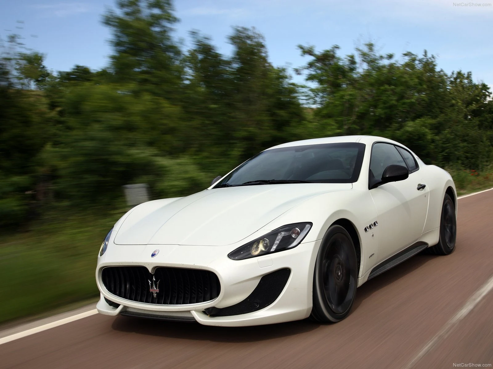 Hình ảnh siêu xe Maserati GranTurismo Sport 2013 & nội ngoại thất