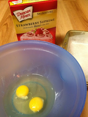 Ingredients for strawberry cake mix brownies