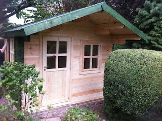 devon log cabin