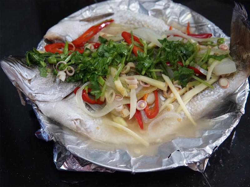 Resepi Ikan Siakap Stim Dari Tukang Masak Thai. Confirm 