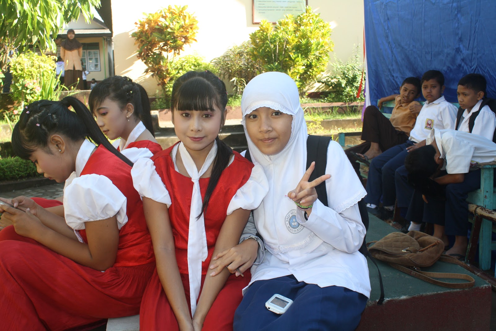  Perpisahan Anak anak SMP Negeri 1 Masbagik angkatan 2012 