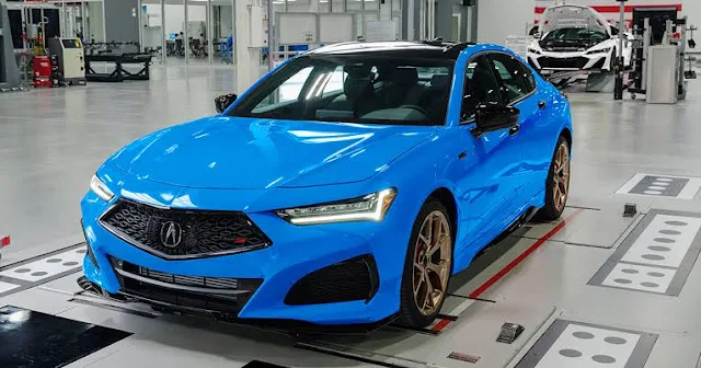 2023 Acura TLX  top var