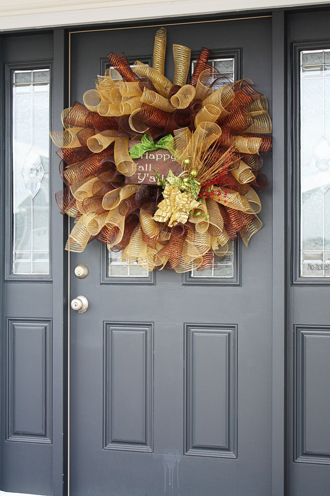 front door wreath pictures Fall Wreath Ideas for Front Door | 1067 x 1600